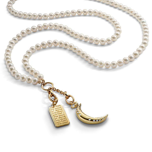 18K Dorothy Medallion Charm Pendant